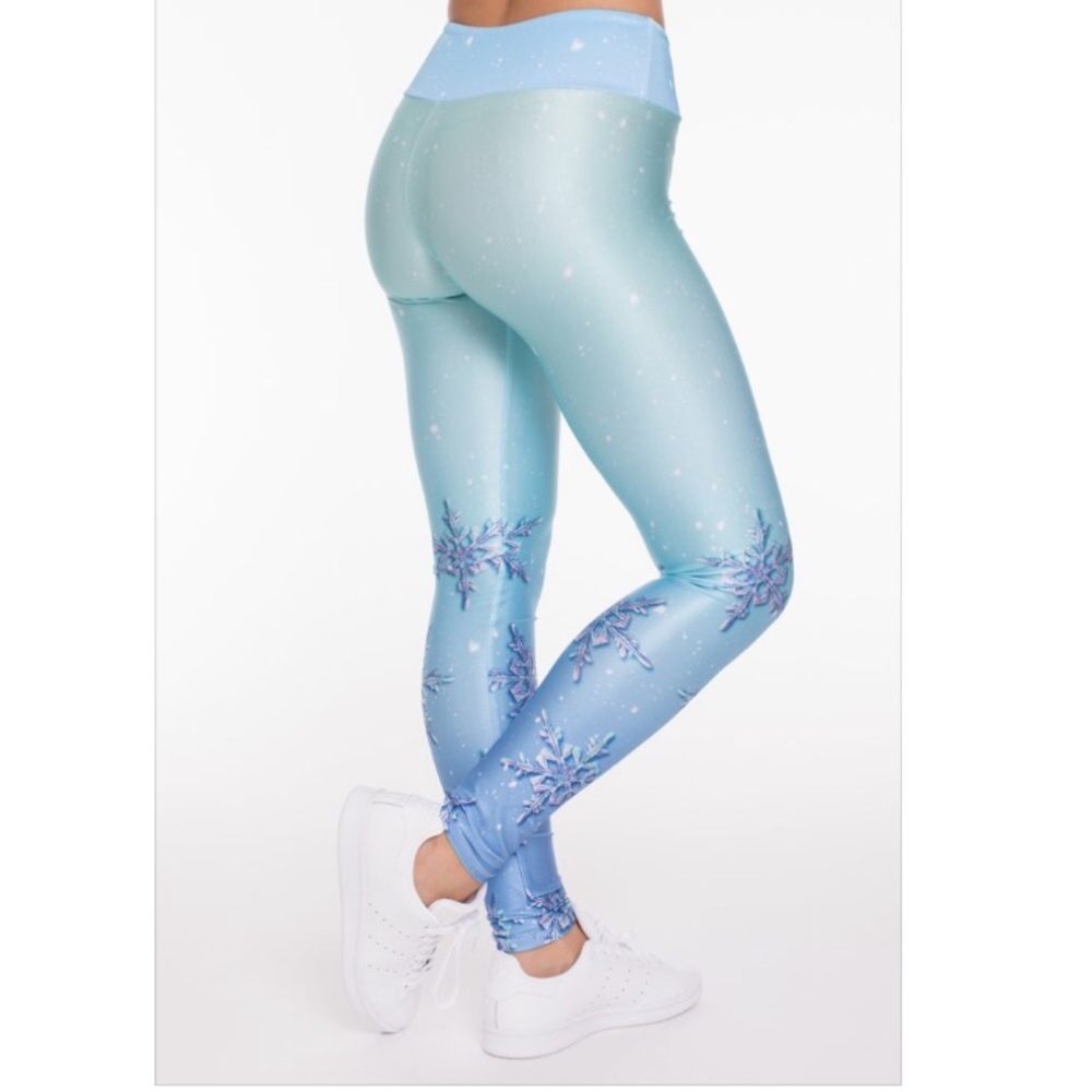 ❌SOLD❌ Goldsheep Teal Crystal Snowflake Leggings